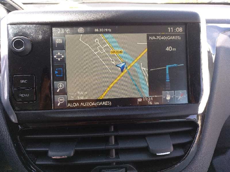 peugeot 208 del año 2015