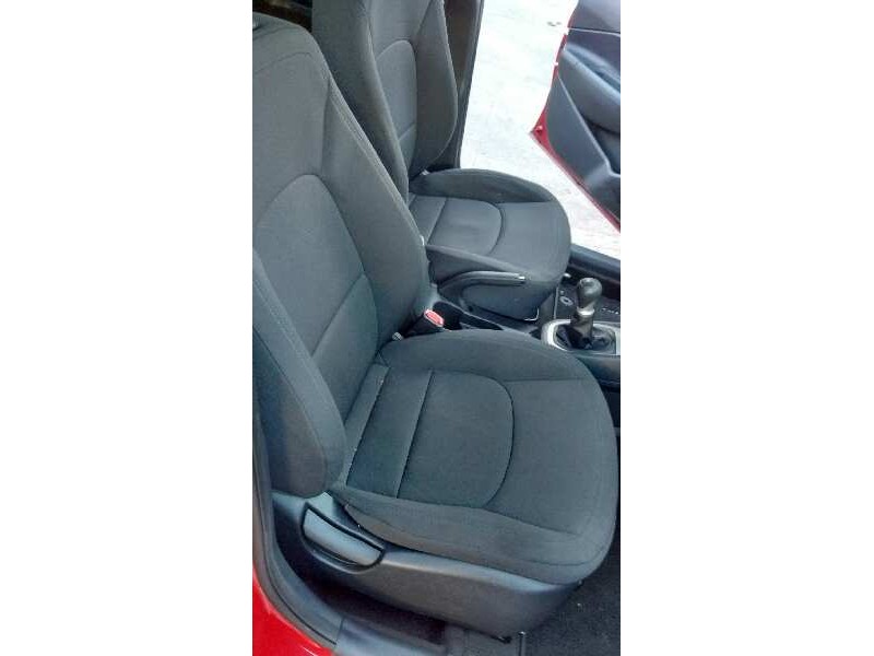 kia rio del año 2015