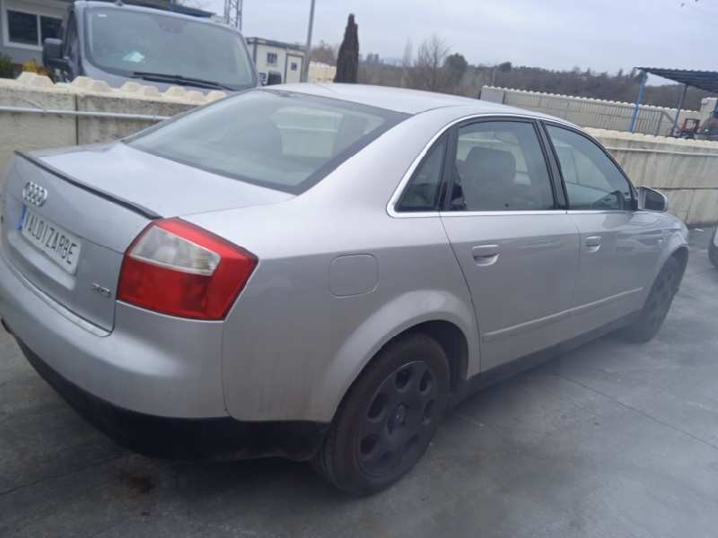 audi a4 berlina (8e) del año 2001