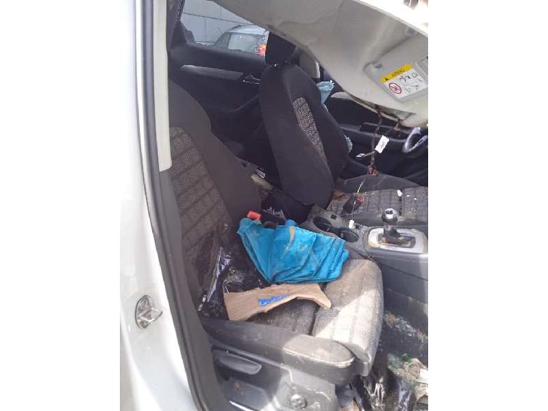 audi q3 (8ug) del año 2016