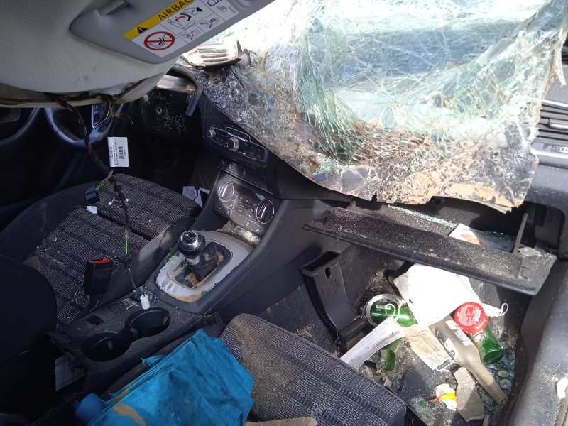 audi q3 (8ug) del año 2016