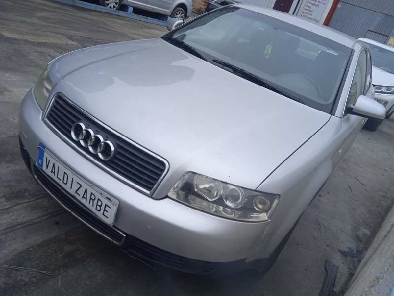 audi a4 berlina (8e) del año 2001
