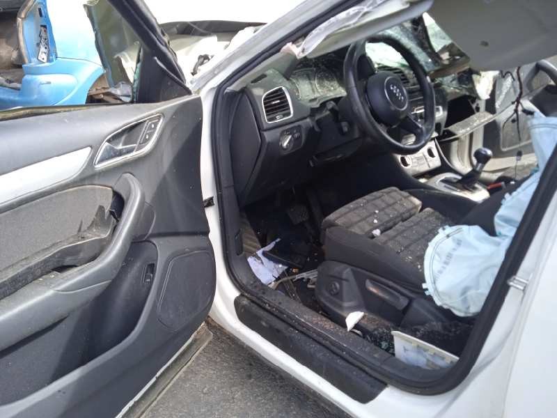 audi q3 (8ug) del año 2016