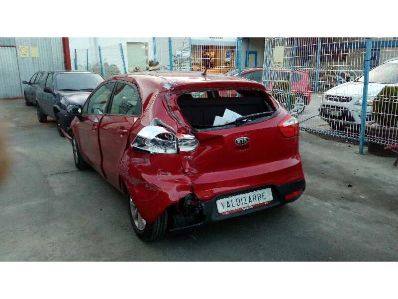 kia rio del año 2015