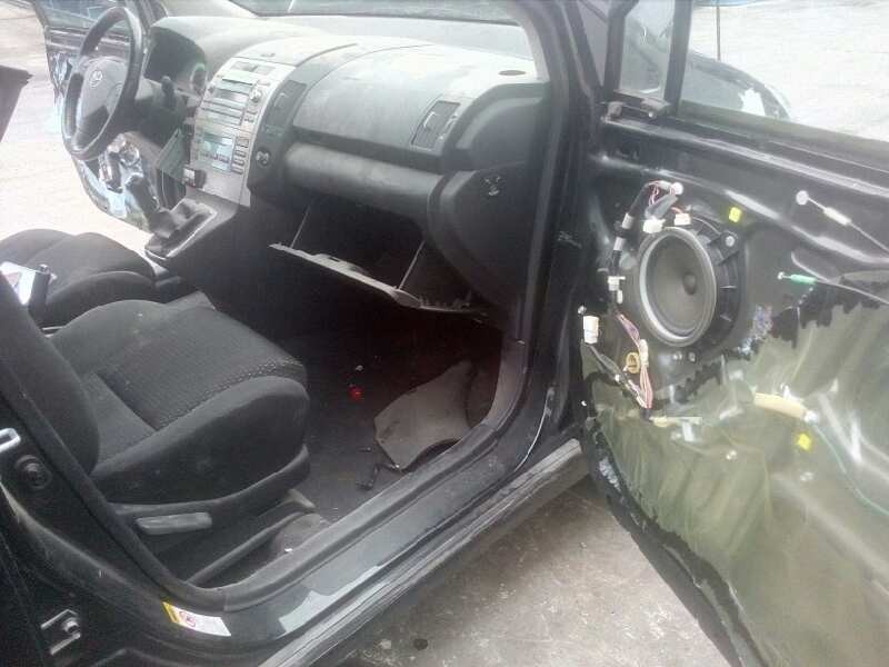 toyota corolla verso (r1) del año 2008