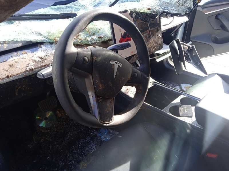 tesla model 3 del año 2021