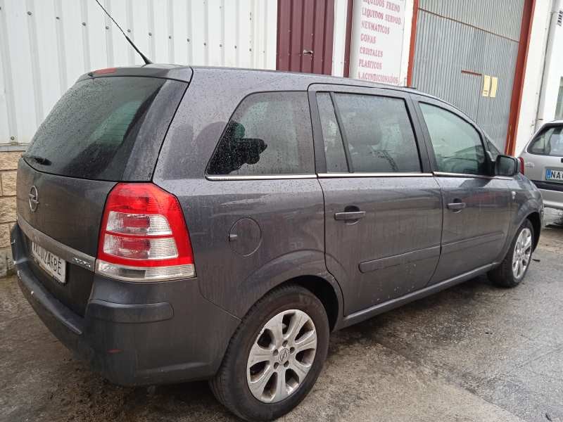 opel zafira b del año 2010