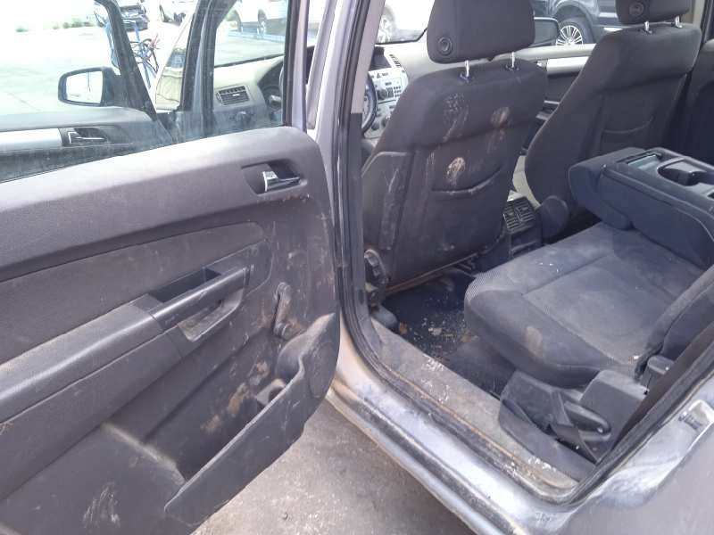 opel zafira b del año 2009