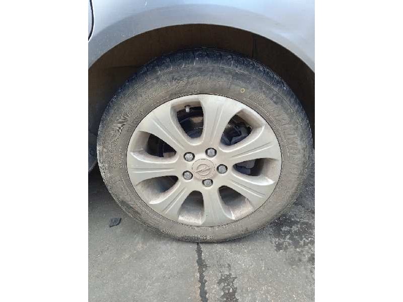 opel zafira b del año 2009