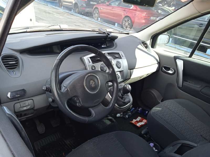 renault scenic ii del año 2009