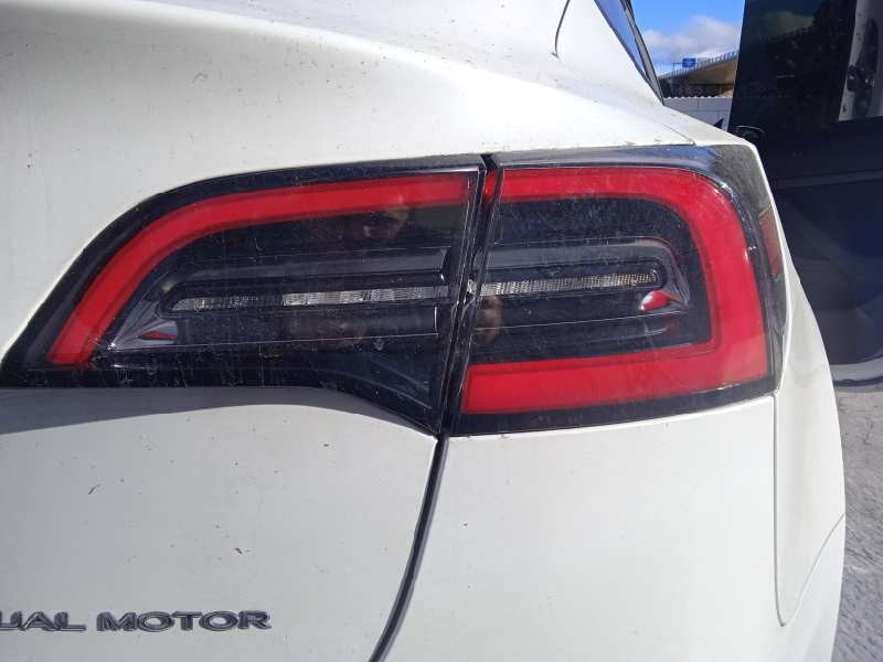 tesla model 3 del año 2021