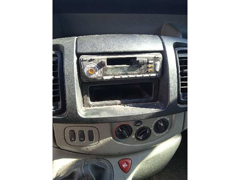 nissan primastar (x83) del año 2005