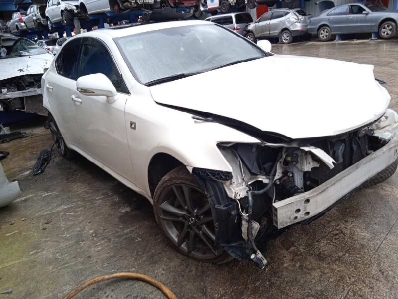 lexus is200 (ds2/is2) del año 2011