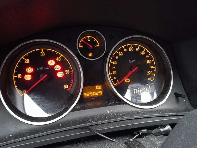 opel zafira b del año 2010