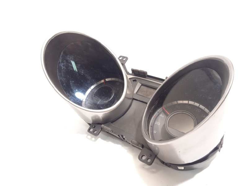 Recambio de cuadro instrumentos para hyundai ix35 1.7 crdi cat referencia OEM IAM 940032Y310  