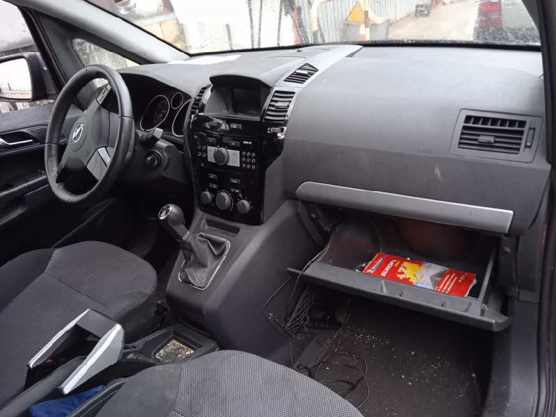 opel zafira b del año 2010