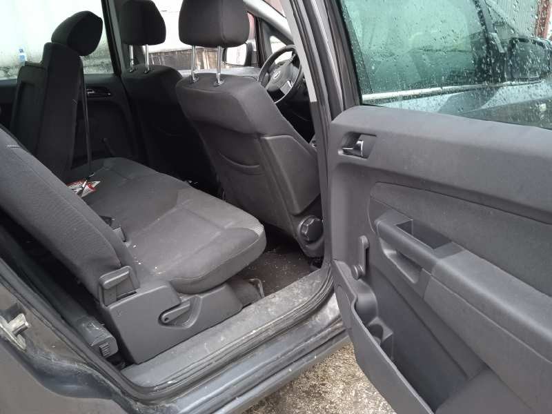 opel zafira b del año 2010