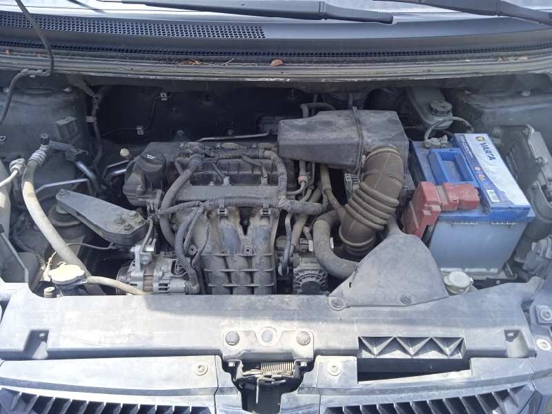 mitsubishi colt berlina 5 (z30a) del año 2006