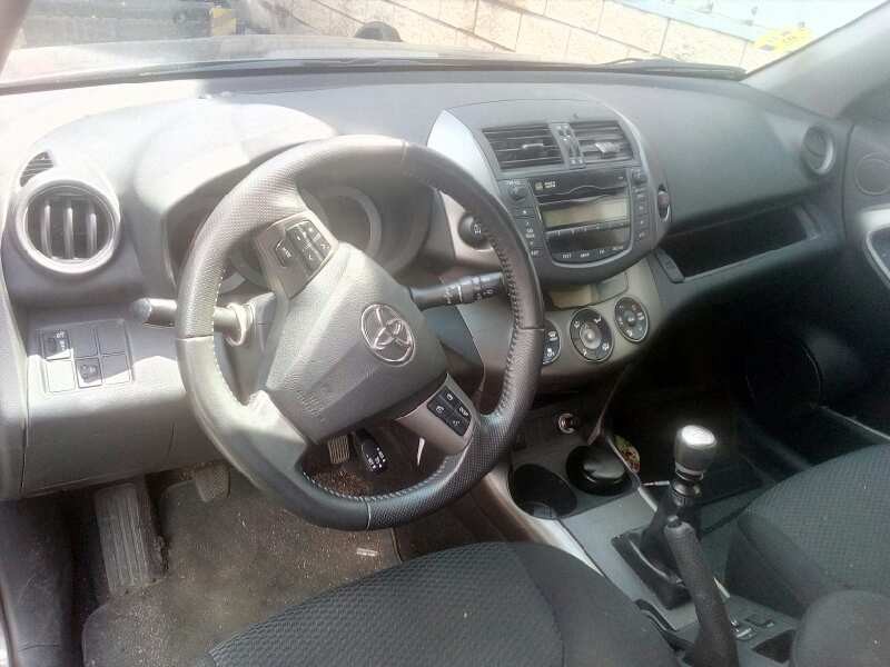 toyota rav 4 (a3) del año 2010