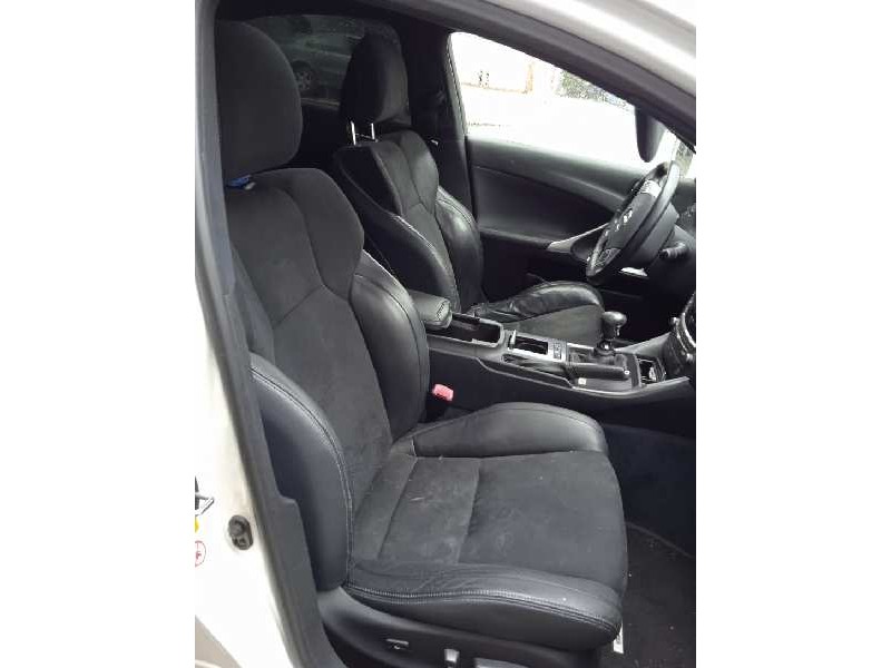 lexus is200 (ds2/is2) del año 2011