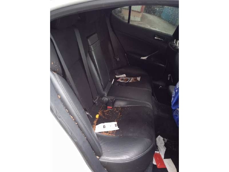 lexus is200 (ds2/is2) del año 2011