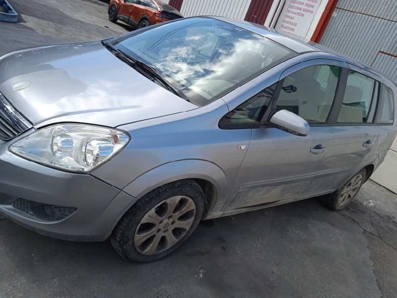 opel zafira b del año 2009