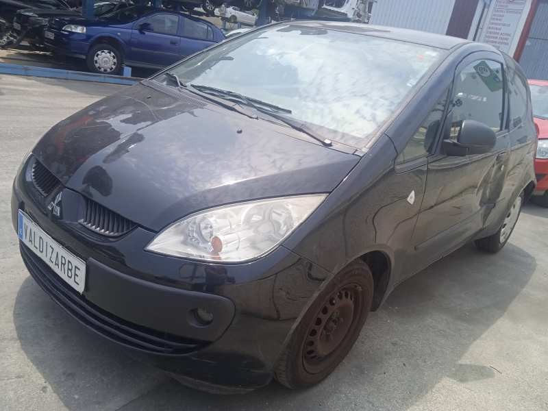 mitsubishi colt berlina 5 (z30a) del año 2006