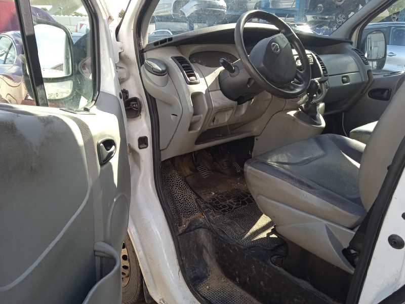 nissan primastar (x83) del año 2005