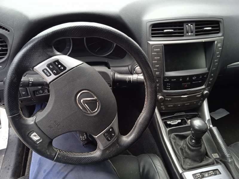 lexus is200 (ds2/is2) del año 2011