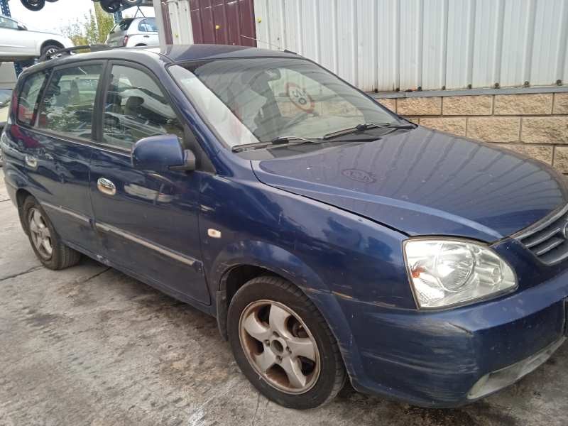 kia carens del año 2004