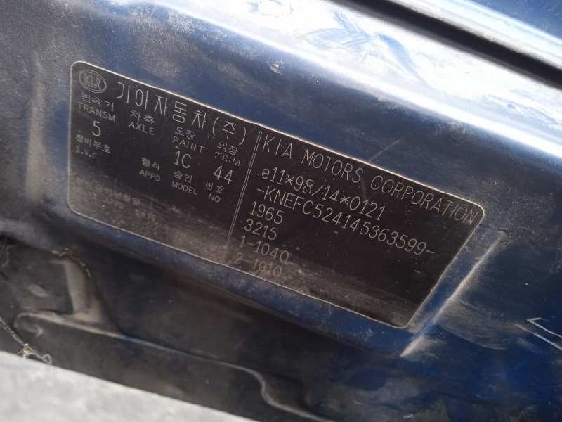 kia carens del año 2004