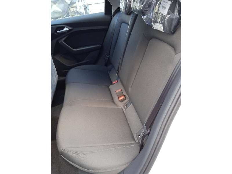 audi a1 citycarver (gbh) del año 2021