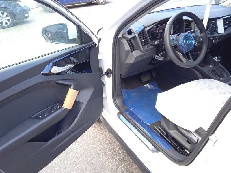 audi a1 citycarver (gbh) del año 2021