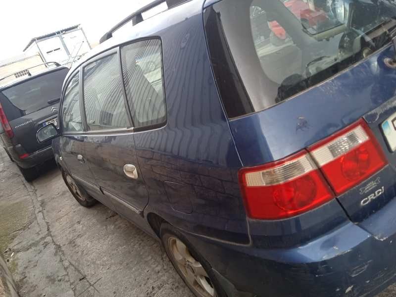 kia carens del año 2004