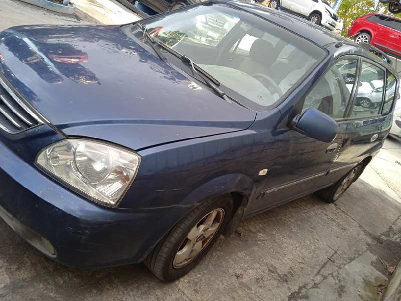 kia carens del año 2004