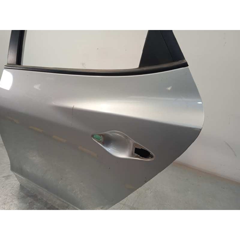 Recambio de puerta trasera izquierda para hyundai ix35 1.7 crdi cat referencia OEM IAM 770032Y000  