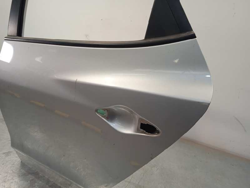 Recambio de puerta trasera izquierda para hyundai ix35 1.7 crdi cat referencia OEM IAM 770032Y000  
