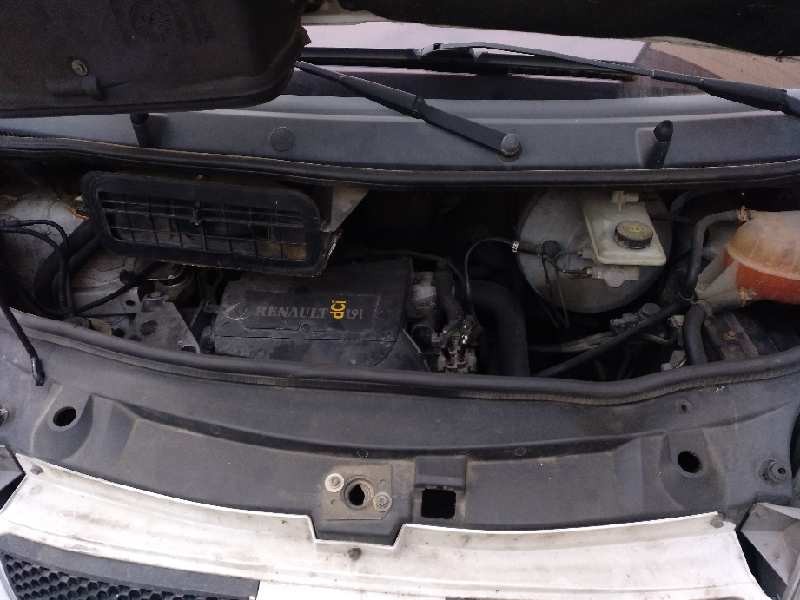 renault trafic combi (ab 4.01) del año 2003