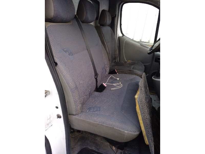 renault trafic combi (ab 4.01) del año 2003