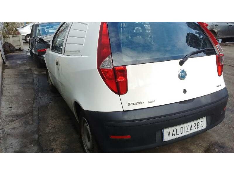 fiat punto berlina (188) del año 2008