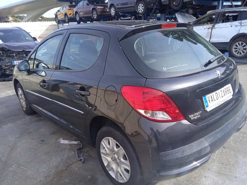 peugeot 207 del año 2011