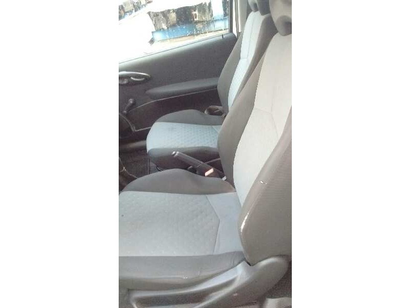 fiat punto berlina (188) del año 2008