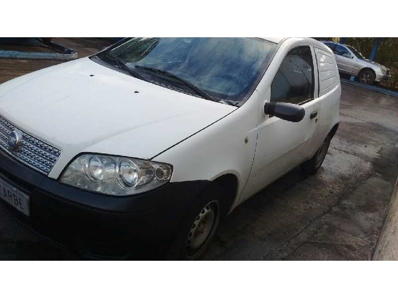 fiat punto berlina (188) del año 2008