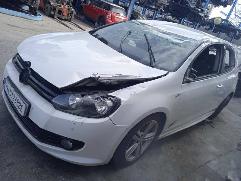 volkswagen golf vi (5k1) del año 2010