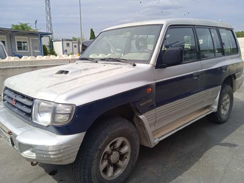 mitsubishi montero (v20/v40) del año 2000