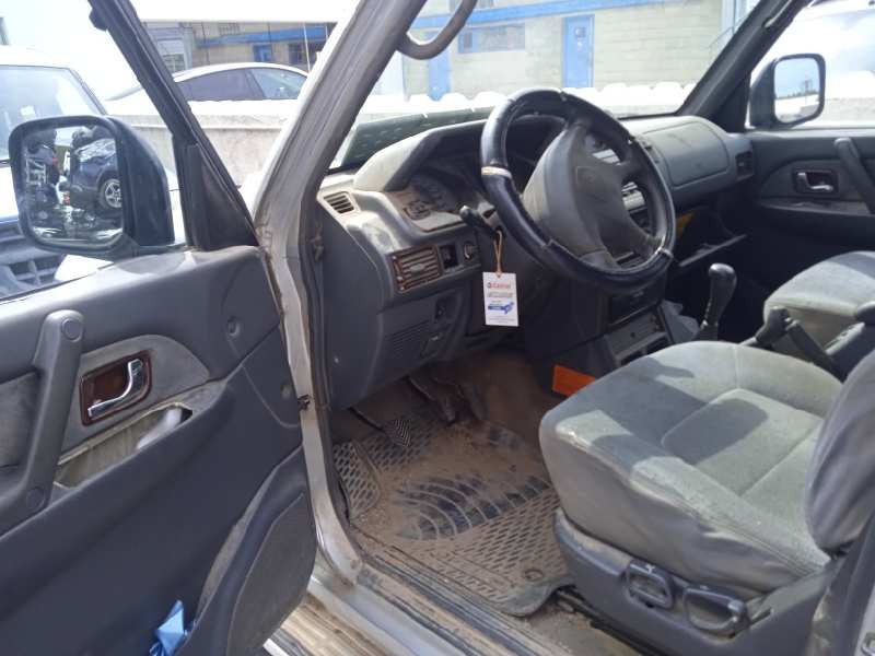 mitsubishi montero (v20/v40) del año 2000