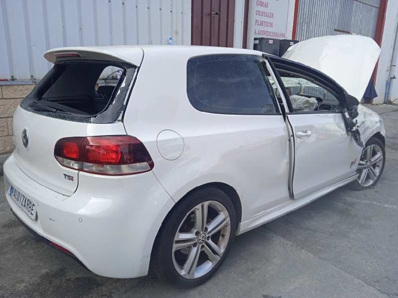 volkswagen golf vi (5k1) del año 2010