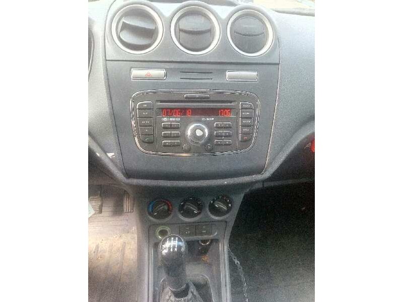 ford transit connect (tc7) del año 2010