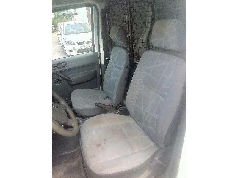ford transit connect (tc7) del año 2010