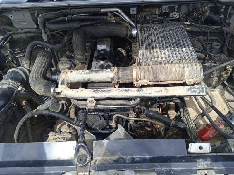 mitsubishi montero (v20/v40) del año 2000